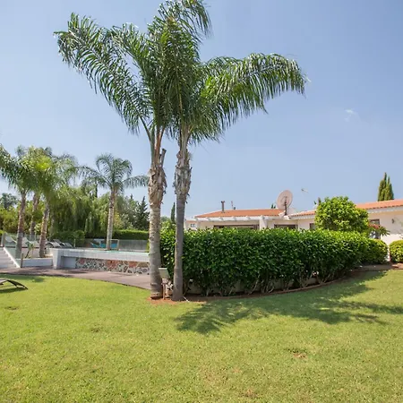 Casa vacanze 4 Schlafzimmer Mit Pool Im Zentrum Von Protaras